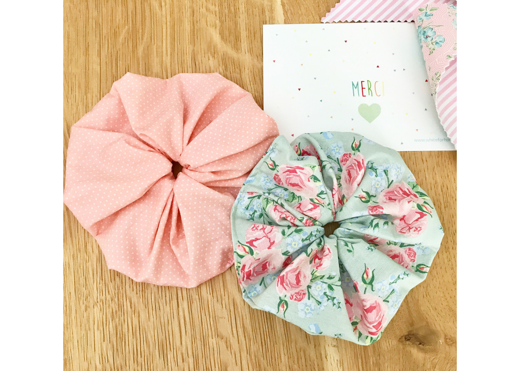  Scrunchies / Ζαχαρωτό