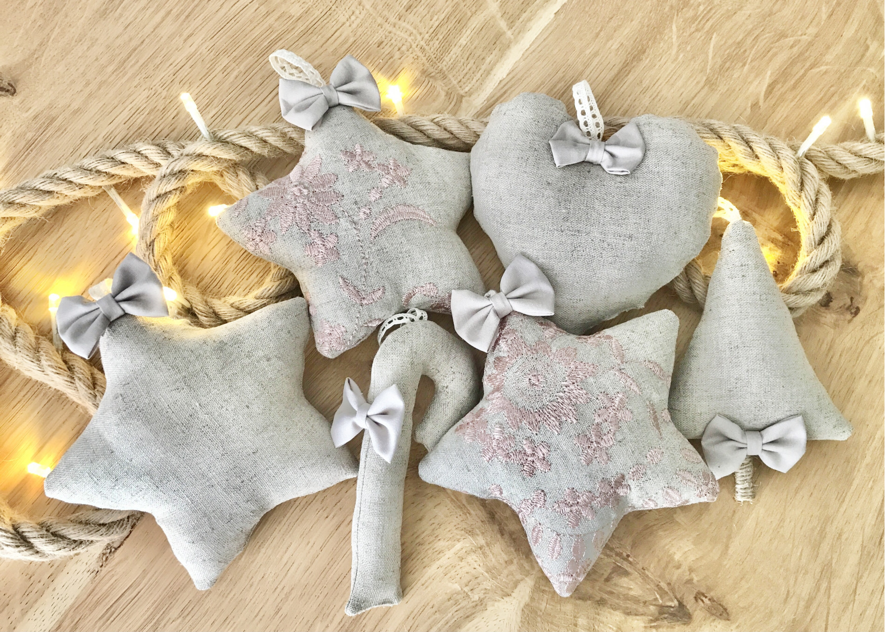 Υφασμάτινα στολίδια / Christmas linen